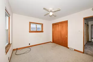 2400 S 100th St, West Allis, WI 53227 - Photo 13