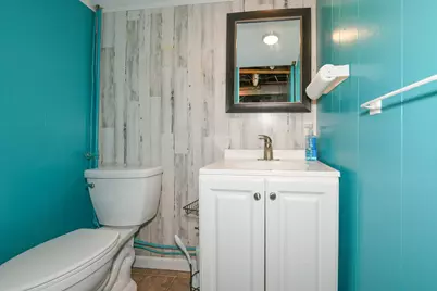 2400 S 100th St, West Allis, WI 53227 - Photo 21