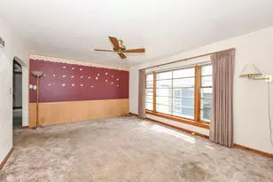 2400 S 100th St, West Allis, WI 53227 - Photo 5