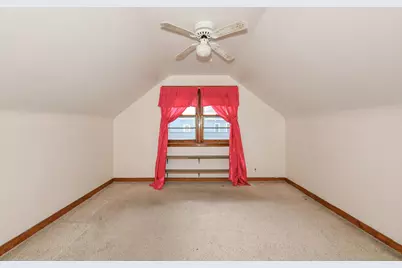 2400 S 100th St, West Allis, WI 53227 - Photo 19