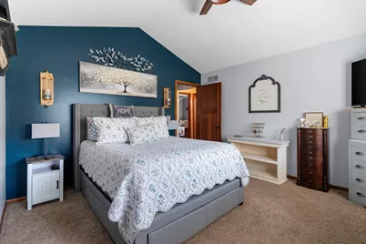 4517  Harvest Cir, Manitowoc, WI 54220 - Photo 43