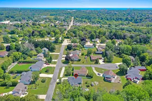 4517 Harvest Cir, Manitowoc, WI 54220 - Photo 21