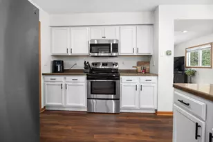 1586 Highland Ave, Richfield, WI 53033 - Photo 11