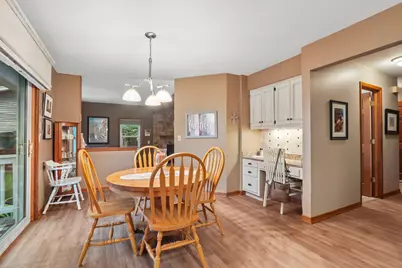 4047 S 70th St, Milwaukee, WI 53220 - Photo 11
