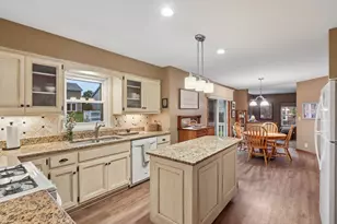 4047 S 70th St, Milwaukee, WI 53220 - Photo 5