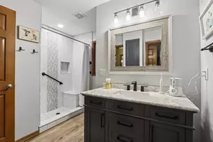 4047 S 70th St, Milwaukee, WI 53220 - Photo 15