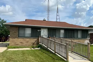 5326 68th St, Kenosha, WI 53142 - Photo 1