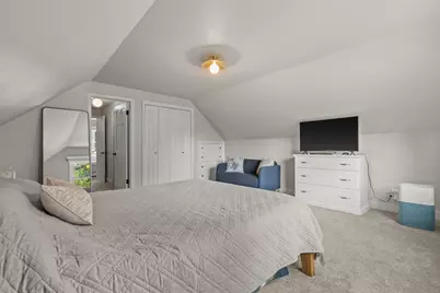 631 N 104th St, Wauwatosa, WI 53226 - Photo 15