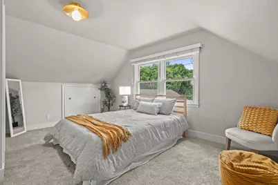 631 N 104th St, Wauwatosa, WI 53226 - Photo 19
