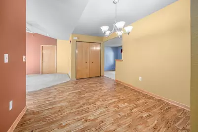 N82W13392  Fond Du Lac Ave #201, Menomonee Falls, WI 53051 - Photo 19