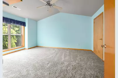 N82W13392  Fond Du Lac Ave #201, Menomonee Falls, WI 53051 - Photo 25