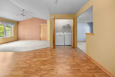 N82W13392  Fond Du Lac Ave #201, Menomonee Falls, WI 53051 - Photo 23