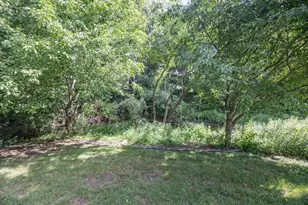 N82W13392 Fond Du Lac Ave, Menomonee Falls, WI 53051 - Photo 13