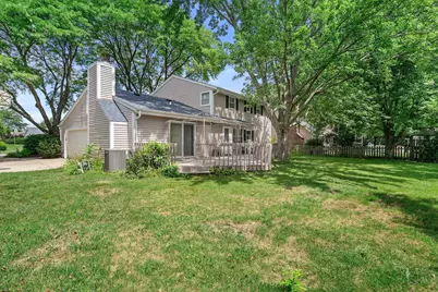 13005 W Scarborough Dr, New Berlin, WI 53151 - Photo 37