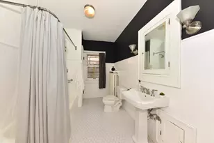 2565 N Grant Blvd, Milwaukee, WI 53210 - Photo 25