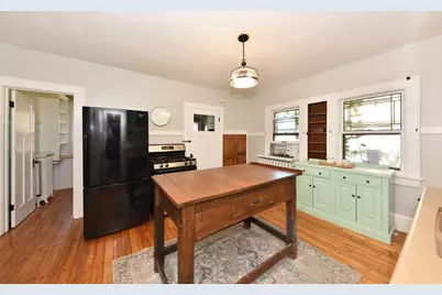 2565 N Grant Blvd, Milwaukee, WI 53210 - Photo 13