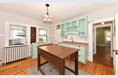 2565 N Grant Blvd, Milwaukee, WI 53210 - Photo 11