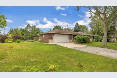 4468 S 8th St, Wilson, WI 53081 - Photo 5