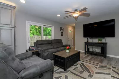 N110W15845  Catskill Ln, Germantown, WI 53022 - Photo 3