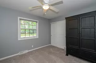 N110W15845 Catskill Ln, Germantown, WI 53022 - Photo 17