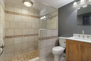 906 114th St, Pleasant Prairie, WI 53158 - Photo 17