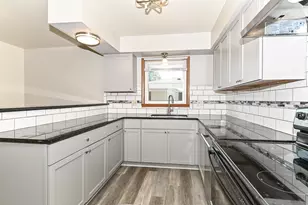 1728 Cleveland Ave, Racine, WI 53405 - Photo 9