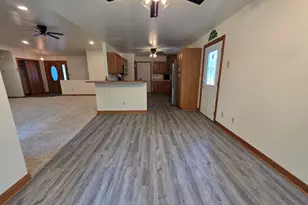 10719 W Calumet Rd, Milwaukee, WI 53224 - Photo 13