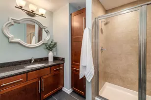106 W Seeboth St, Milwaukee, WI 53204 - Photo 9