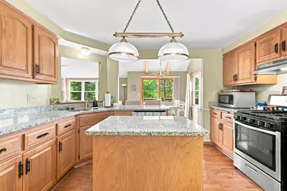3725 S Joseph Rd, New Berlin, WI 53151 - Photo 5