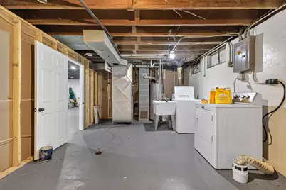 5222 W Hemlock Rd, Milwaukee, WI 53223 - Photo 13