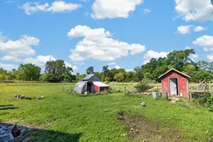 W4815 Bluff Rd, Troy, WI 53119 - Photo 35