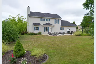 4851 W Alesci Dr, Franklin, WI 53132 - Photo 25