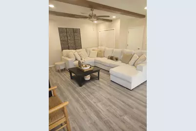 2728 S 71st St, Milwaukee, WI 53219 - Photo 15