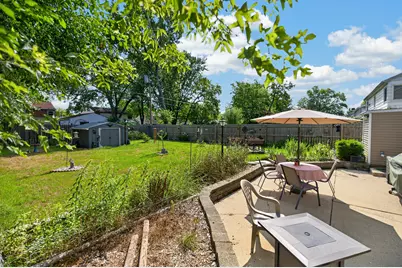 8036 W Scranton Pl, Milwaukee, WI 53218 - Photo 27