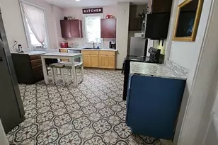 1302 22nd St, Two Rivers, WI 54241 - Photo 3