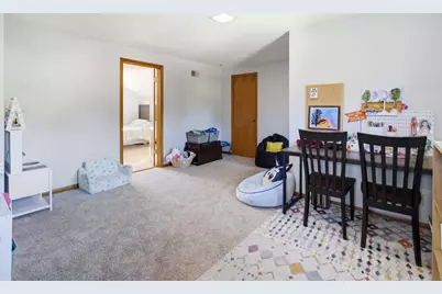 10727 W Grantosa Dr, Wauwatosa, WI 53222 - Photo 25