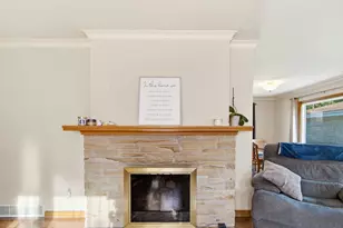 10727 W Grantosa Dr, Wauwatosa, WI 53222 - Photo 7