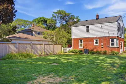 5331 N Lydell Ave, Glendale, WI 53217 - Photo 43