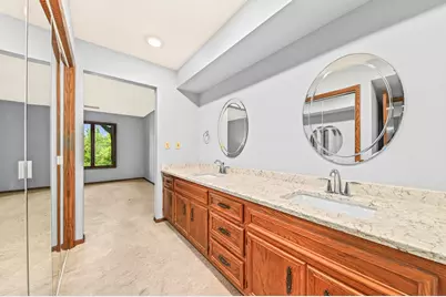 N85W15700  Ridge Rd #104, Menomonee Falls, WI 53051 - Photo 19