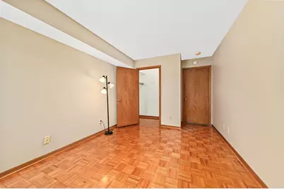 N85W15700  Ridge Rd #104, Menomonee Falls, WI 53051 - Photo 15