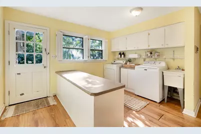 W215N5354  Ada Ct, Menomonee Falls, WI 53051 - Photo 17