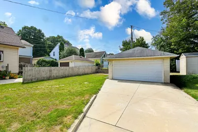 7817 W Mt. Vernon Ave, Milwaukee, WI 53213 - Photo 33