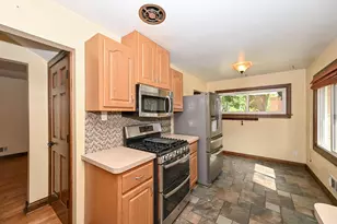 7817 W Mt Vernon Ave, Milwaukee, WI 53213 - Photo 15