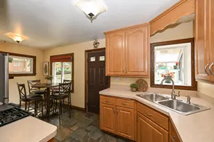 7817 W Mt Vernon Ave, Milwaukee, WI 53213 - Photo 17