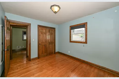 7817 W Mt. Vernon Ave, Milwaukee, WI 53213 - Photo 17