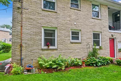 1323 E Randolph Ct #B, Milwaukee, WI 53212 - Photo 25