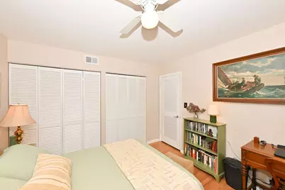 1323 E Randolph Ct #B, Milwaukee, WI 53212 - Photo 15