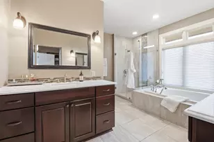 1801 E Bristlecone Dr, Hartland, WI 53029 - Photo 39