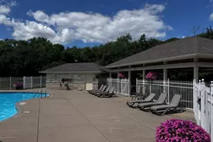 N53W14172 St Andrews Dr, Menomonee Falls, WI 53051 - Photo 3