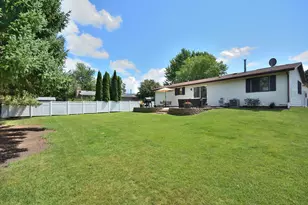 N160W19520 Clover Ln, Jackson, WI 53037 - Photo 29